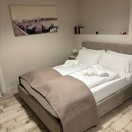 Appartamento Con Patio Monopoli Εξωτερικό φωτογραφία
